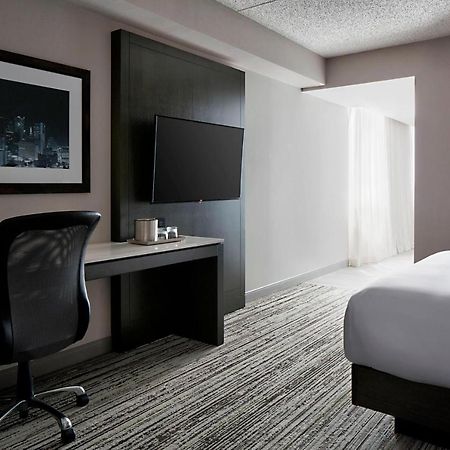 Marriott Dfw Airport South Hotel Fort Worth Bagian luar foto